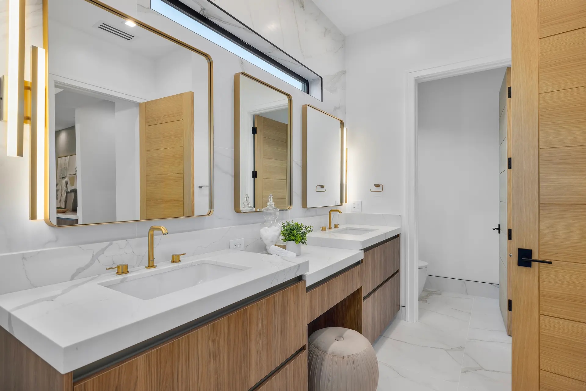 Bathroom in a DWD Builders luxury home in Encino, California