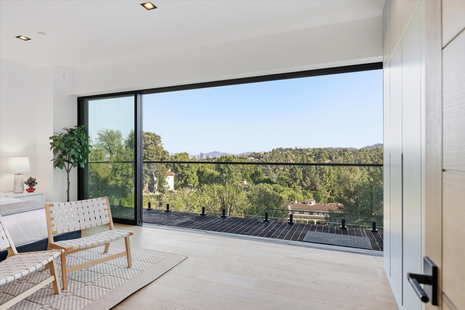 Master Bedroom — Valley View
