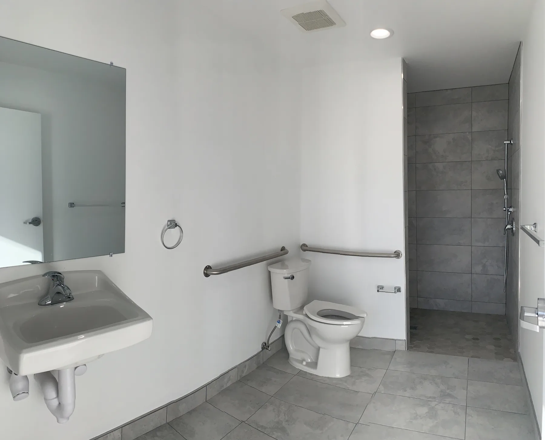 Private ADA Restroom — Accessible Fixture Layout